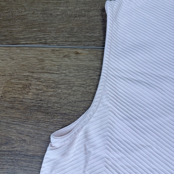 Athleta Flurry Base Layer Mock Neck Tank, Blush Pink, Chevron, Sleeveless, S - Picture 5 of 10